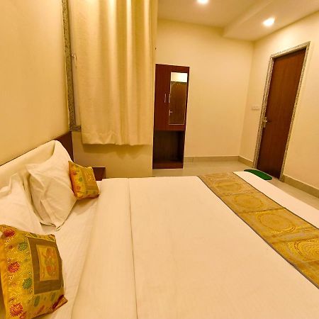 Hotel Veer Palace Near Udaipole Udaipur Buitenkant foto