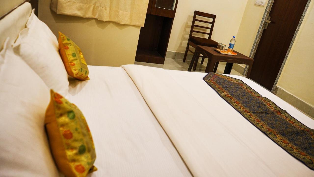 Hotel Veer Palace Near Udaipole Udaipur Buitenkant foto