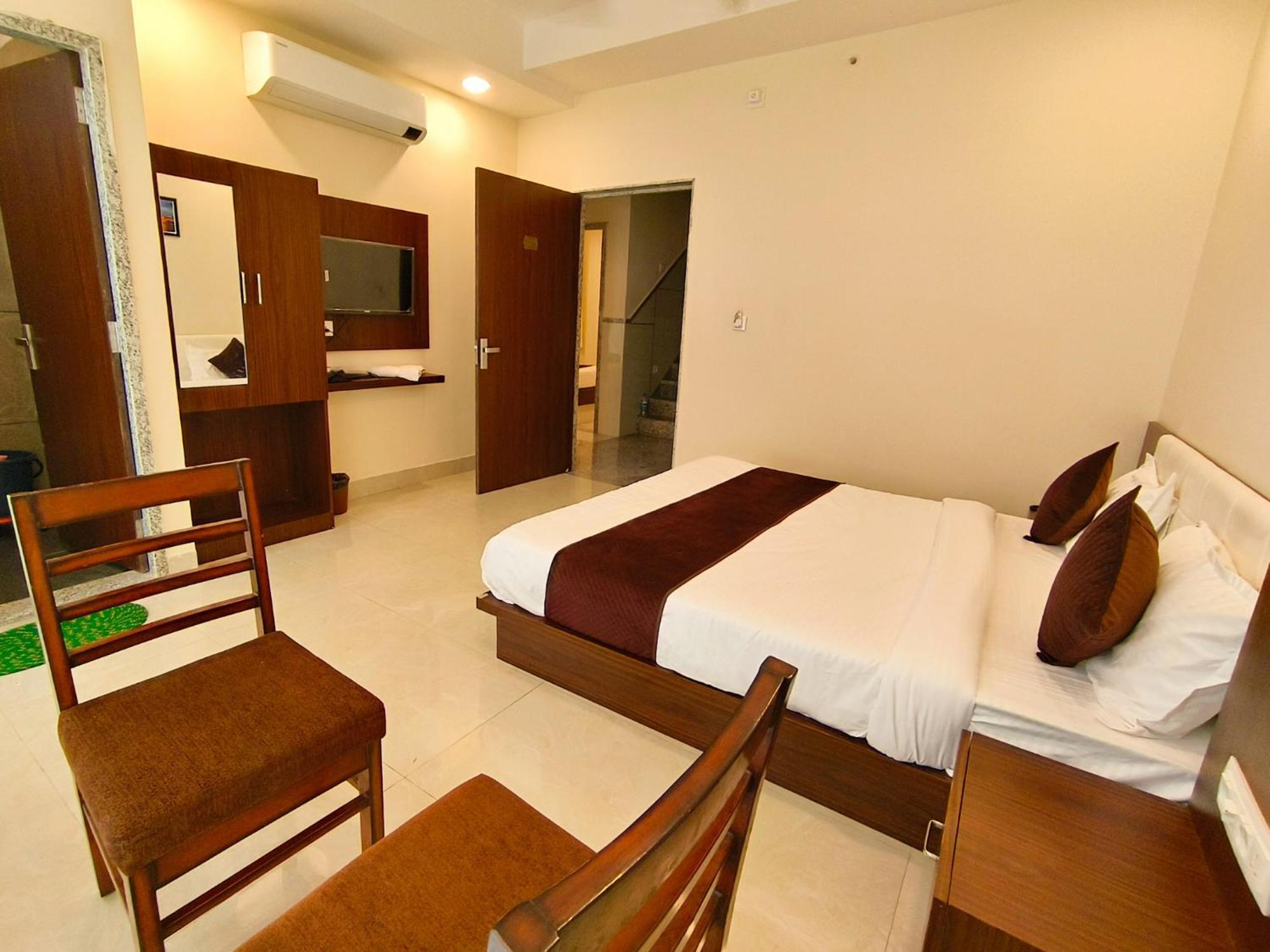 Hotel Veer Palace Near Udaipole Udaipur Buitenkant foto